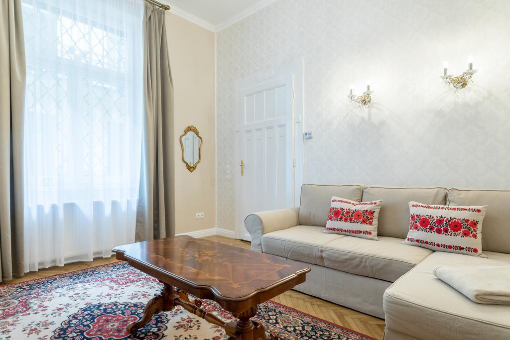 Apartmán Luxury & Antique Charm Budapešť Exteriér fotografie
