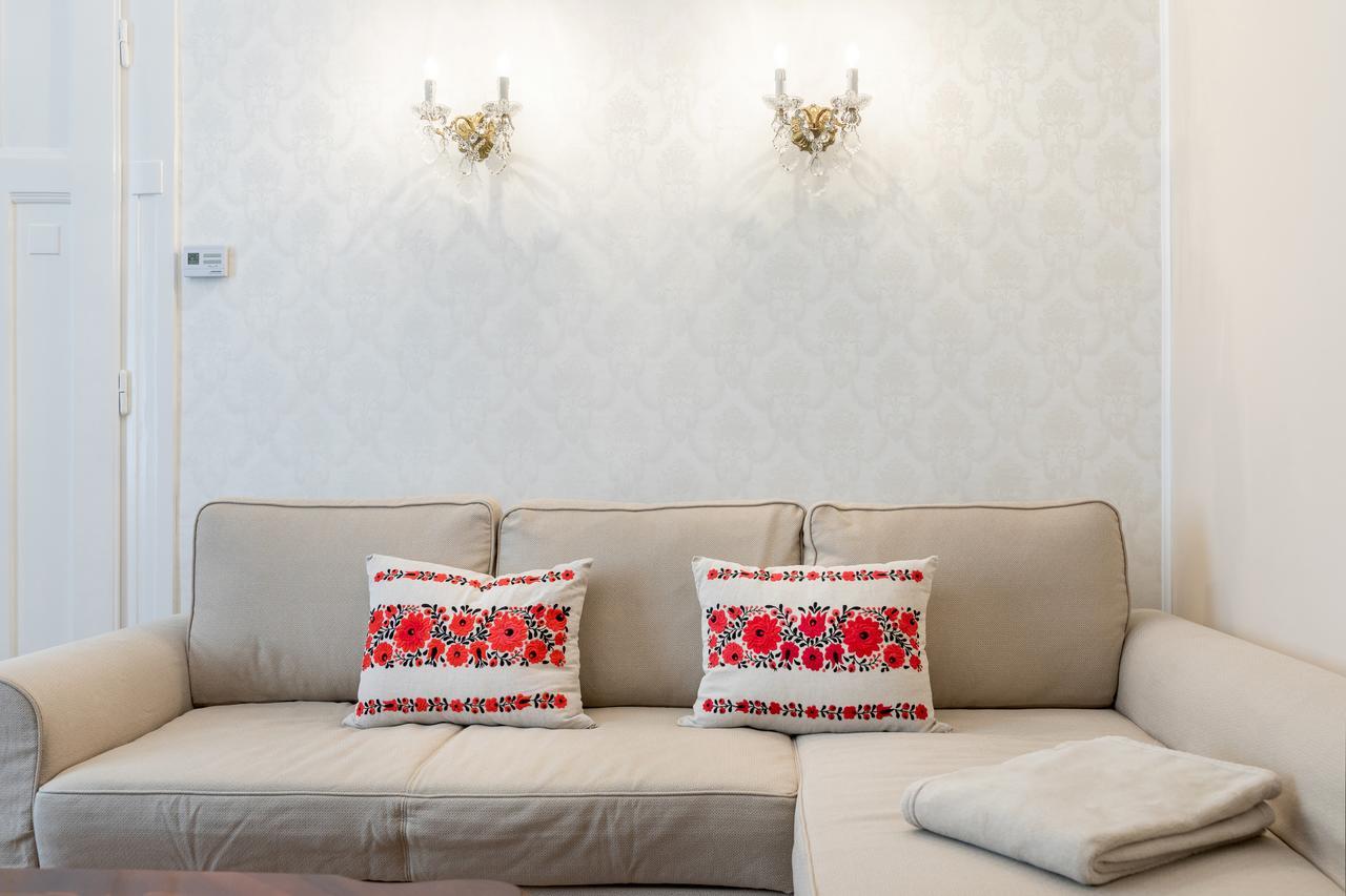 Apartmán Luxury & Antique Charm Budapešť Exteriér fotografie