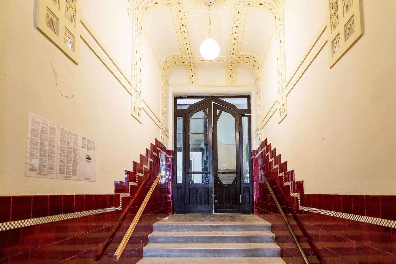 Apartmán Luxury & Antique Charm Budapešť Exteriér fotografie